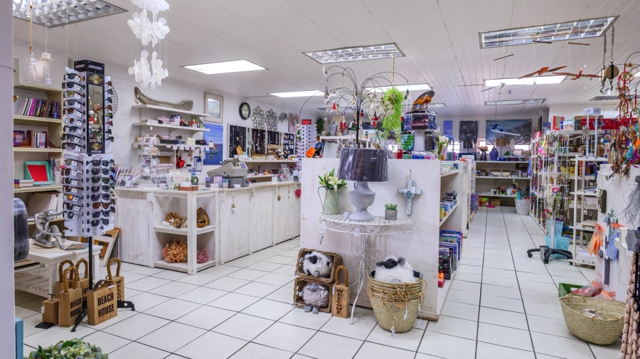 Commercial Property for Sale in Struisbaai Western Cape